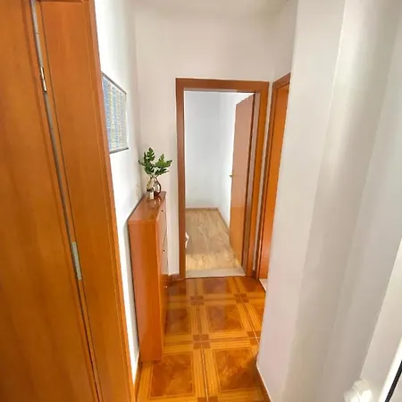 Janja * Podstrana